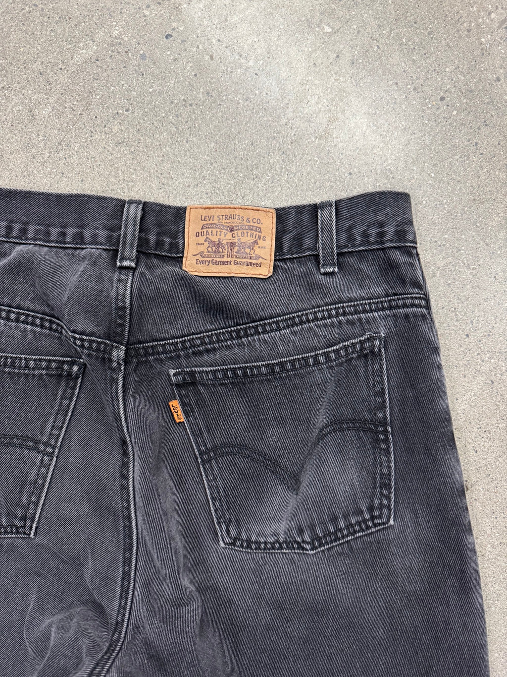 Faded Levi's Orange Tab Jeans - 32"