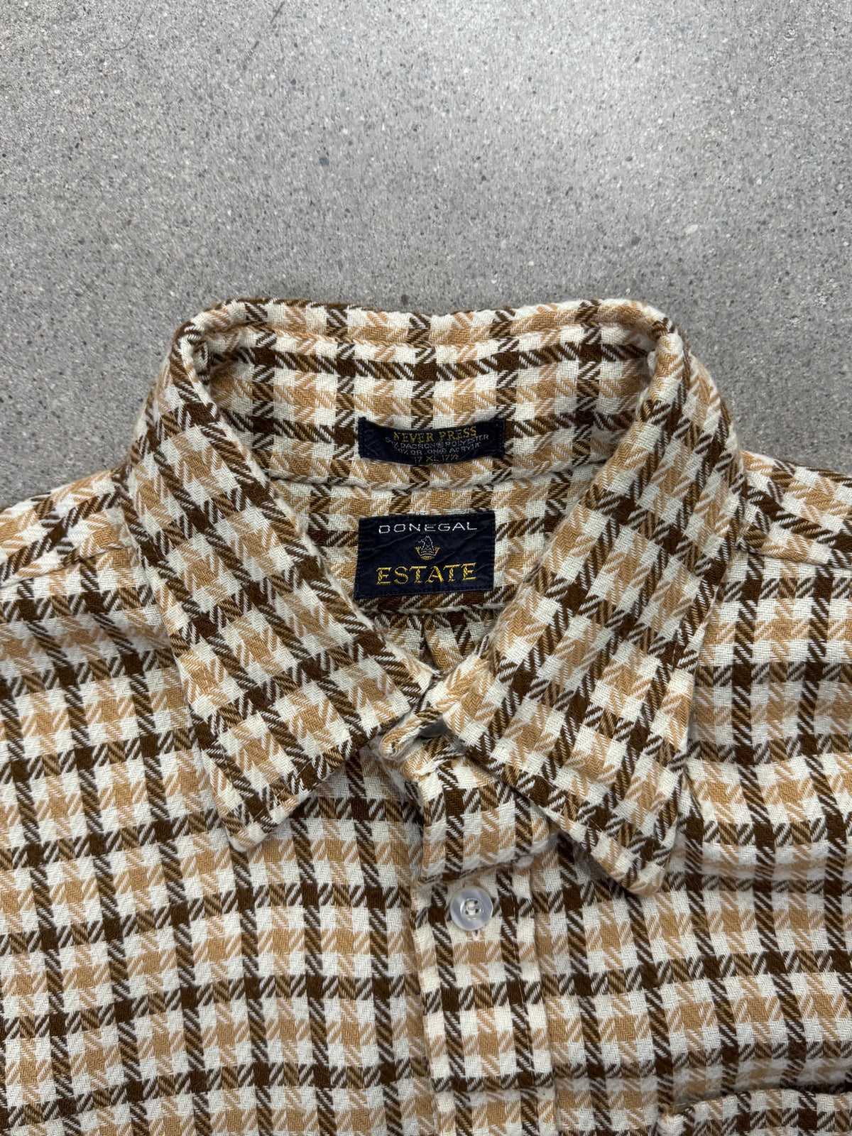 Donegal Estate Plaid Button-Up Flannel Shirt - XL