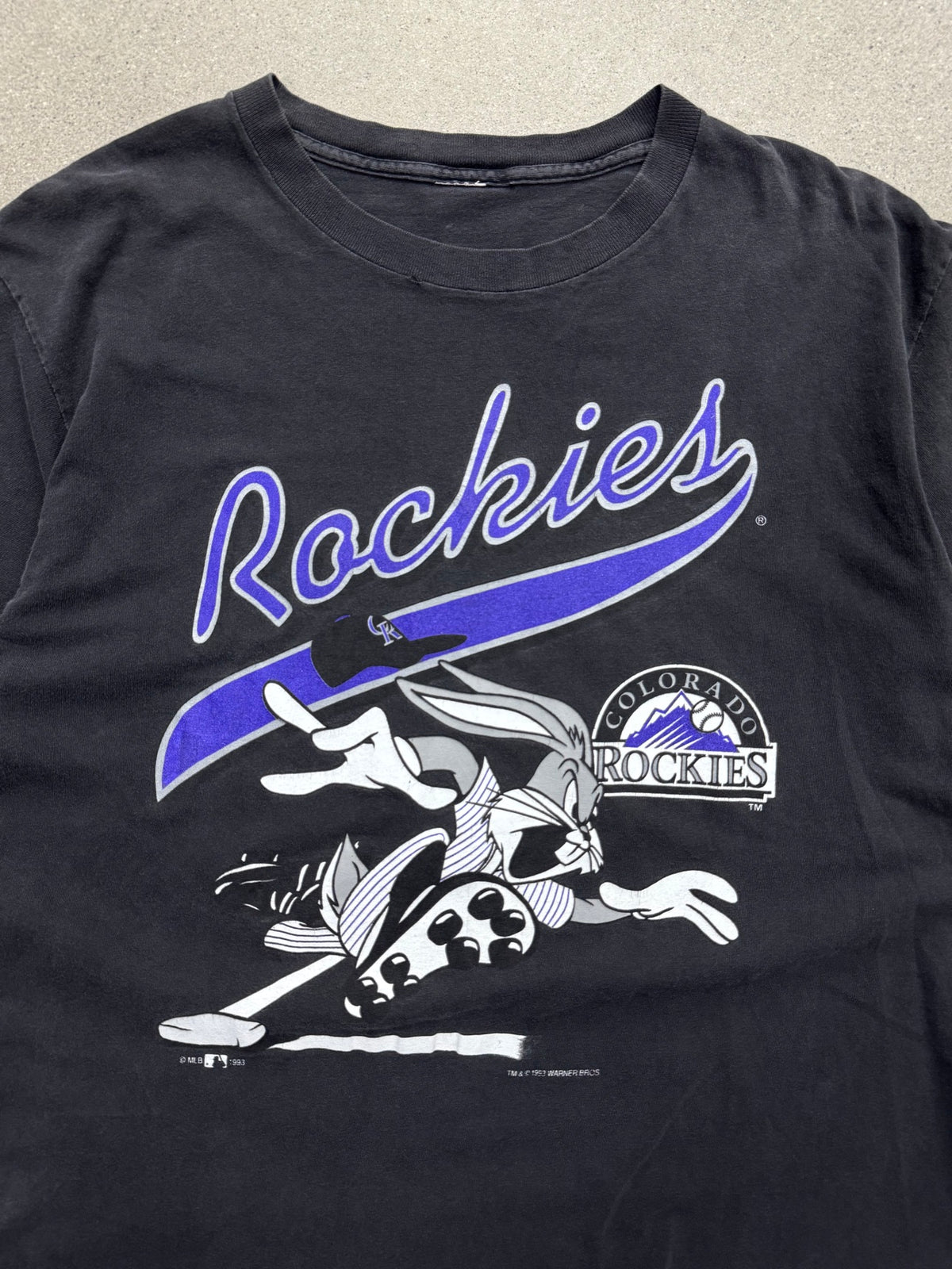 1993 Colorado Rockies Bugs Bunny T-Shirt - L