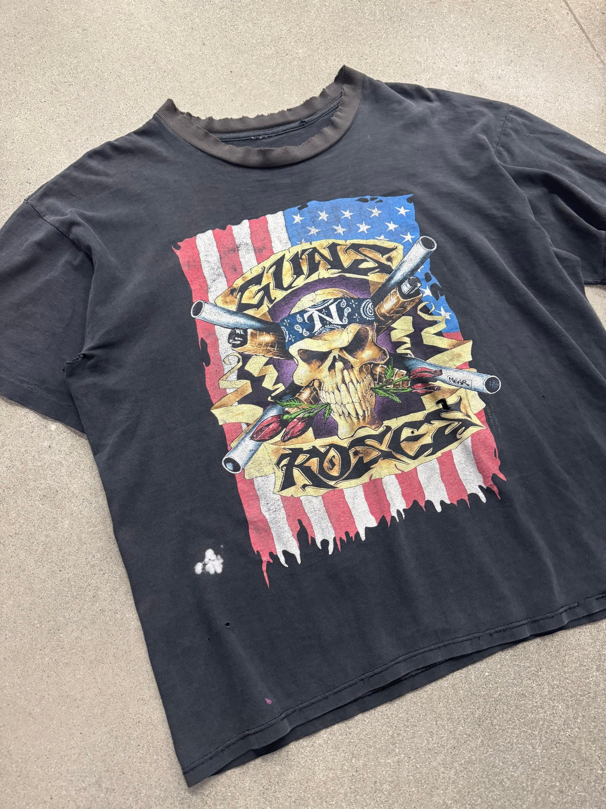 Faded 1991 Guns N' Roses Use Your Illusion Tour T-Shirt - XL
