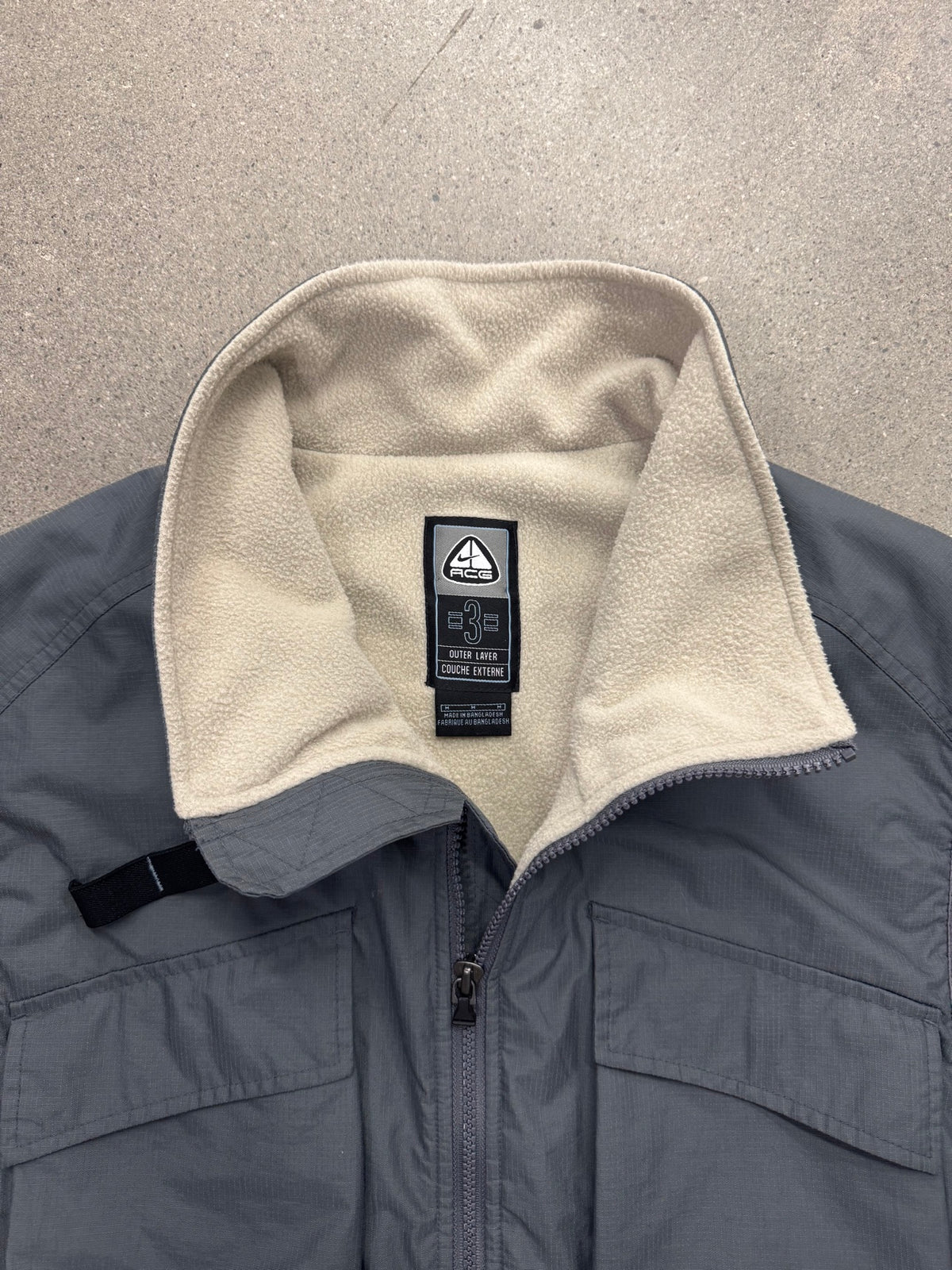 Nike ACG Storm Clad Multi-Pocket Utility Vest - M